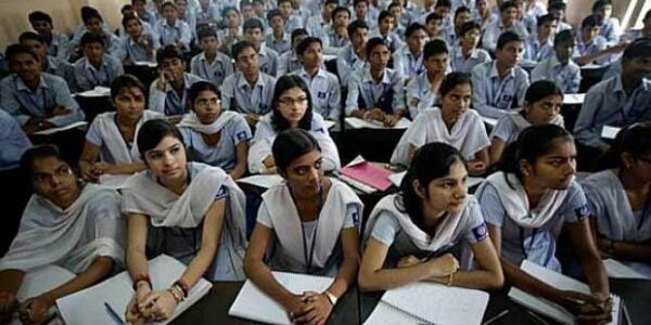 school-students-647_011917105915
